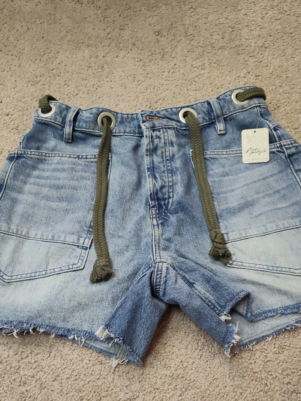 NWT Free People Moxie Barrell Jean Denim Shorts with Olive Drawcord M 29